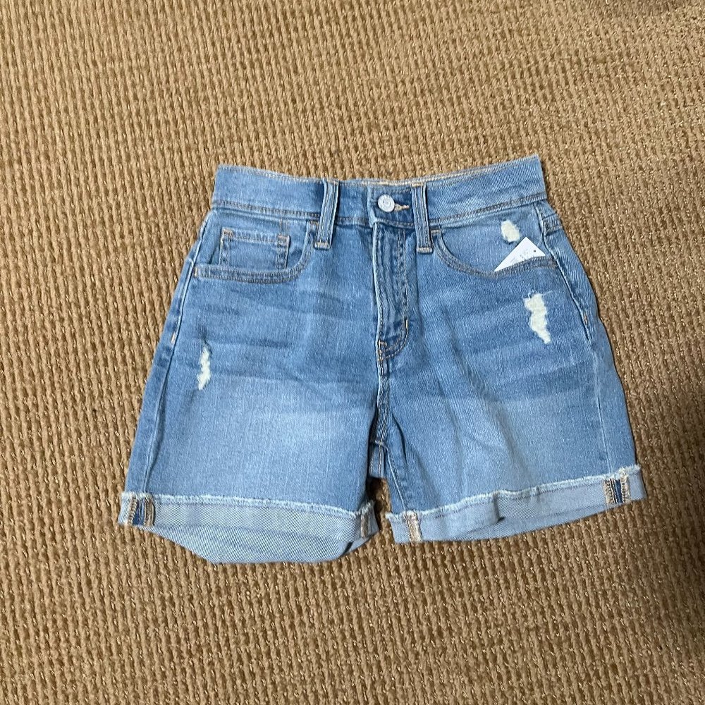 New Old Navy Size 12 Slim Jean Shorts